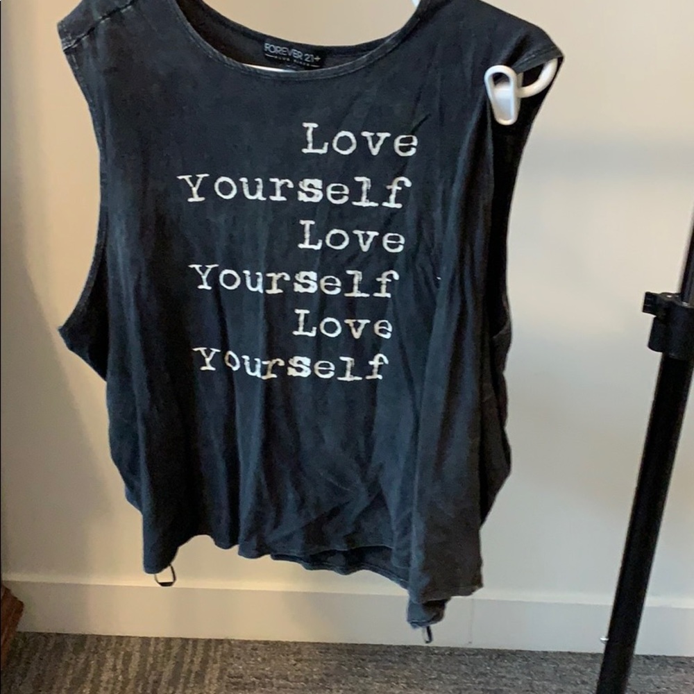 Muscle T crop top